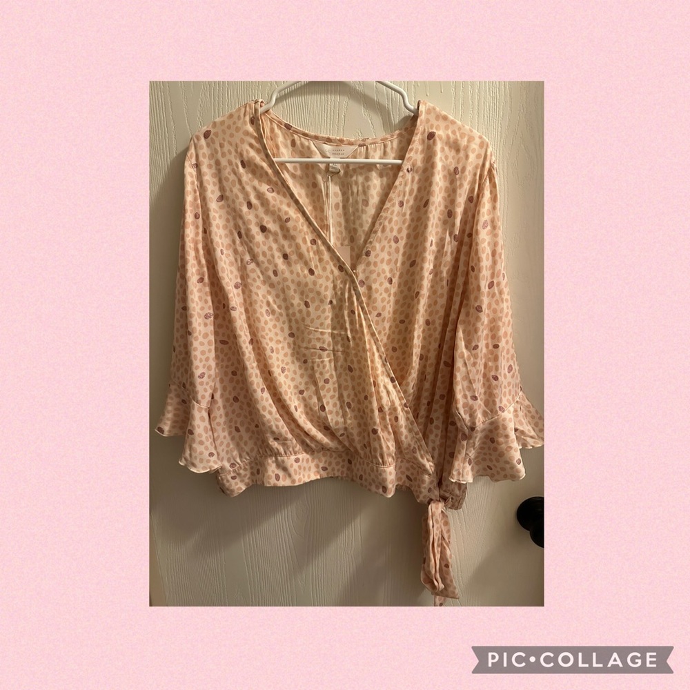 LC Lauren Conrad Wrap Top